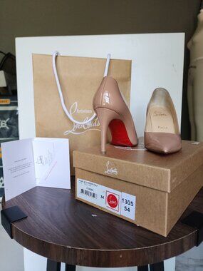 Christian Louboutin Pigalle Patent Heel Nude Size 34 (US 4)